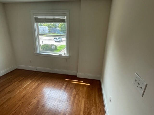 Building Photo - 2108 Venable St