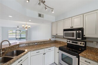Building Photo - 9580 Victoria Ln