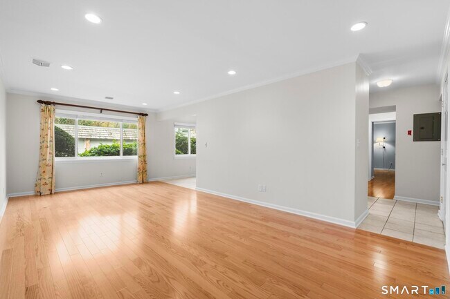 Foto del edificio - 132 Southport Woods Drive