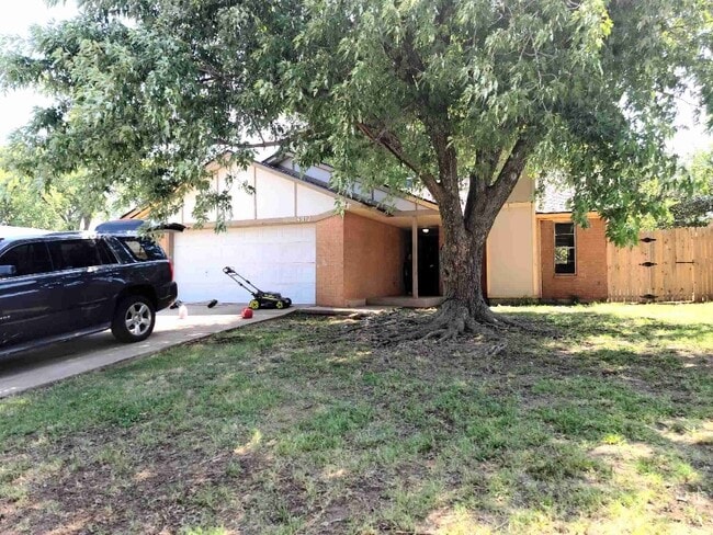 Photo - 4912 S Fairmont Ave House