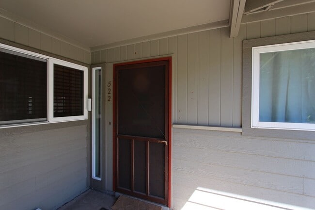 Building Photo - MOVE IN READY! Spacious 4-Bedroom Coconino...