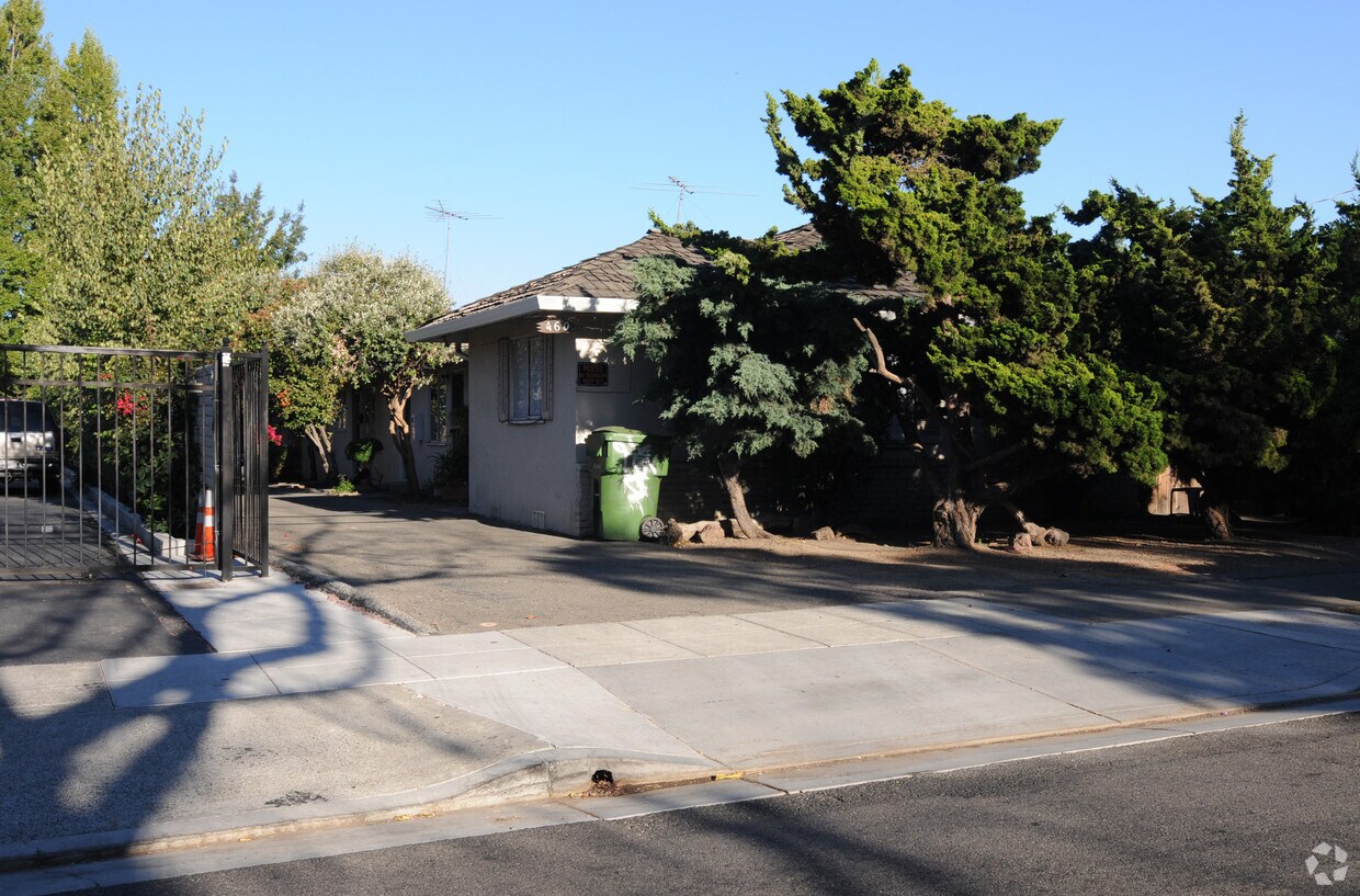 Foto principal - 460 South Buena Vista Avenue