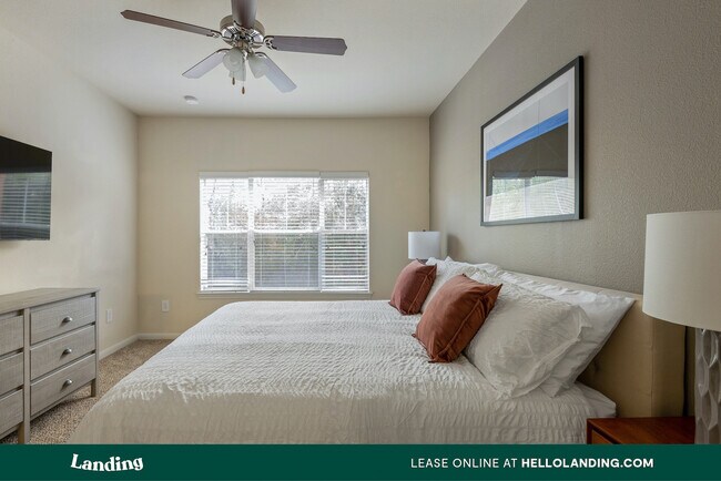 Building Photo - 8818 Travis Hills Dr