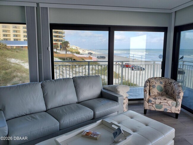 Foto del edificio - 1571 S Atlantic Ave