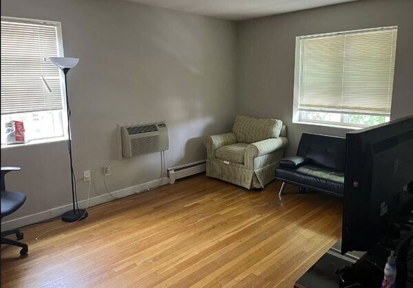 Foto del edificio - 649 Washington St