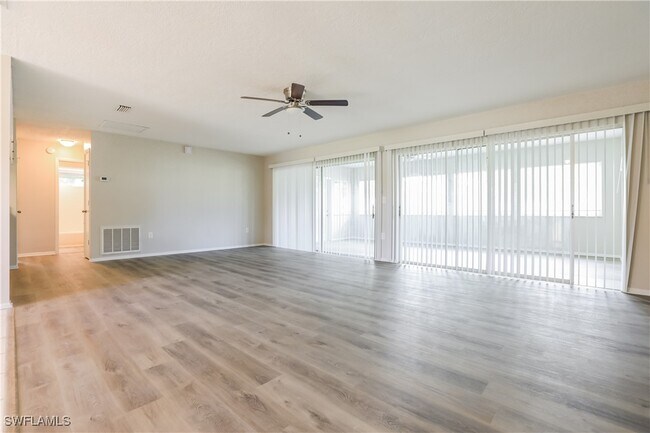 Building Photo - 1303 Pine Needle Rd