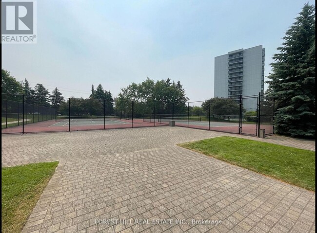 Building Photo - 1131-1131 Steeles Ave W