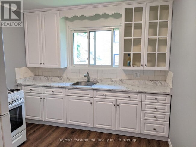 Photo du bâtiment - 158 James St