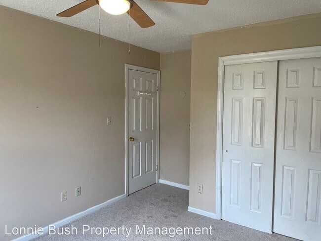 Building Photo - 3 br, 2 bath House - 2204 Shepherds Court