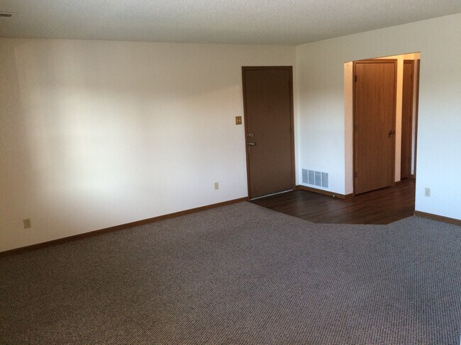 LR and hallway - 6200 SW 26th Ct