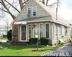 Primary Photo - 34 Tuxedo Ave