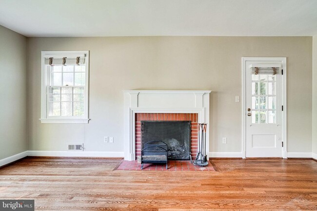 Building Photo - 4704 Broad Brook Dr