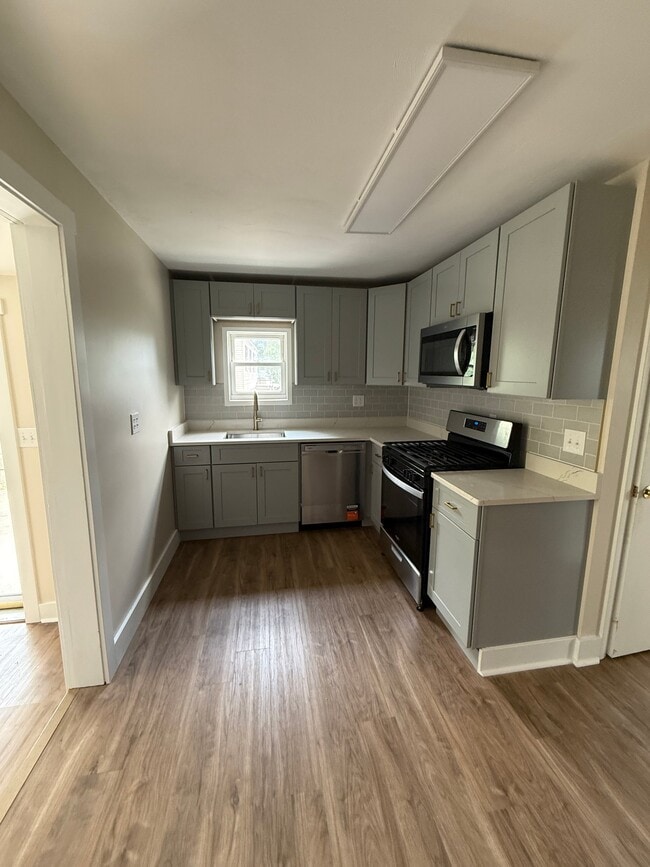 Building Photo - 305 Crusher Way