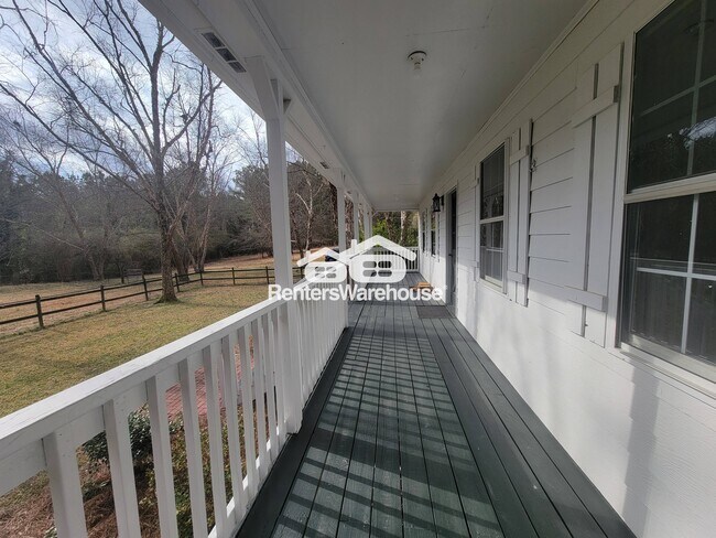 Foto del edificio - 11855 Jones Ferry Rd