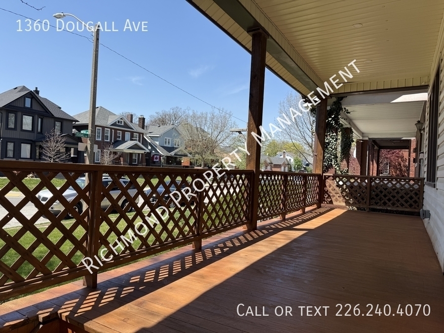 Photo principale - 1360 Dougall Ave