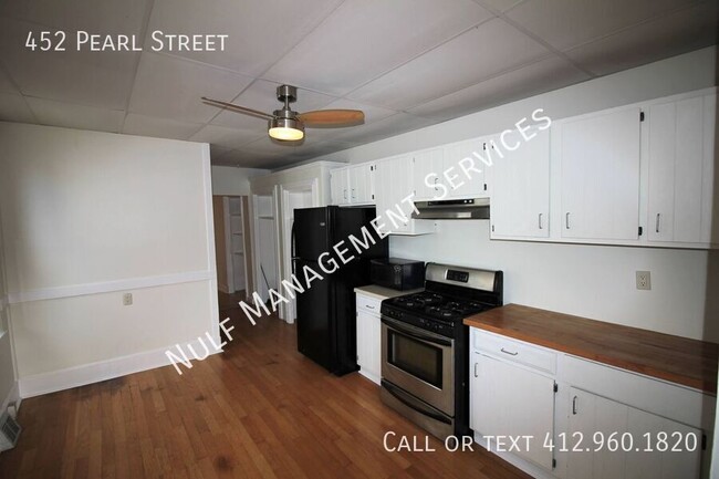 Foto del edificio - 2 Bed, 2 Bath House in Bloomfield