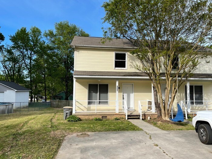 1016 E 1st St, Kannapolis, NC 28083 Townhome Rentals in Kannapolis NC