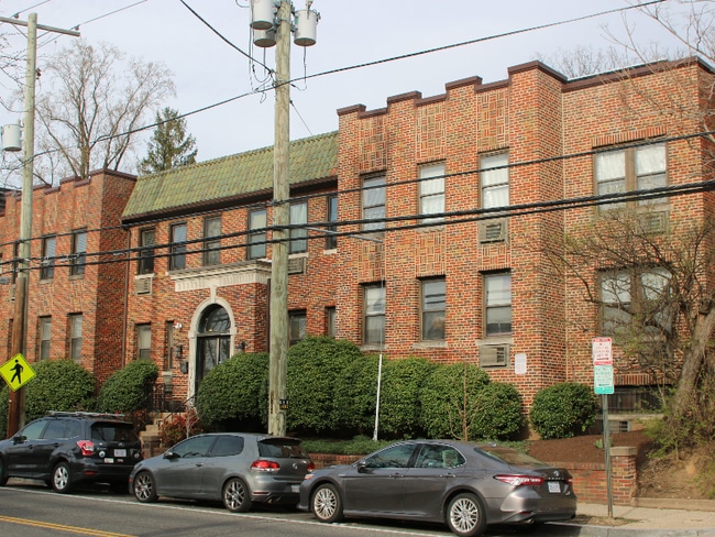 Building Photo - 3719 12th St NE