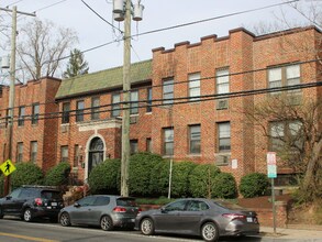Building Photo - 3719 12th St NE