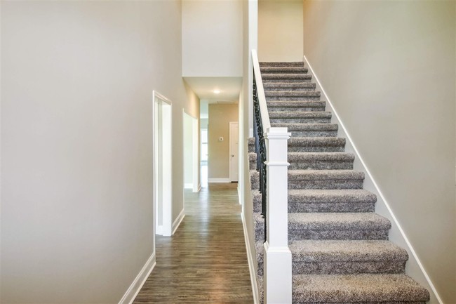 Building Photo - 8729 Merrill Cir