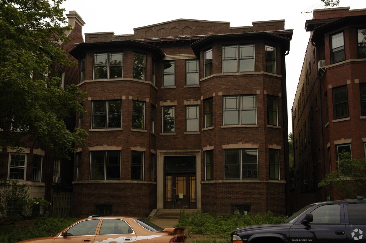 Primary Photo - 913 Forest Ave.