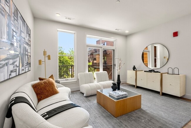 Building Photo - 566 Columbus Ave