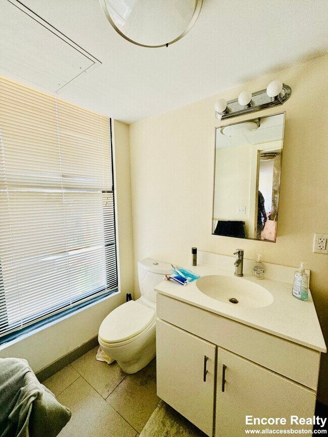 Foto del edificio - 8 Winter St