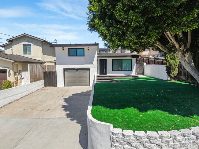 Building Photo - Updated three bed two bath house in Thousand Oaks with attached garage