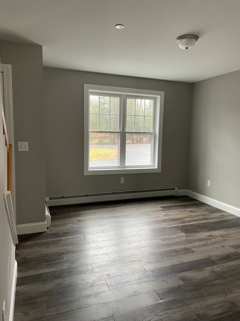 Building Photo - 4 Dogwood Ln