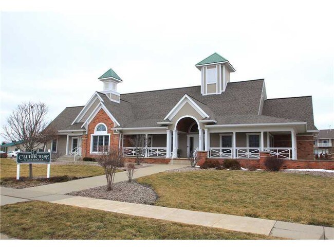 Building Photo - 2664 Triple Crown Ln