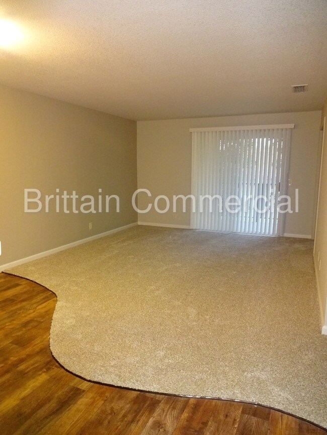 Building Photo - 5325 El Camino Ave