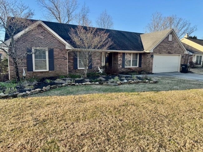 West Knoxville 37922 - 4 bedroom, 2 bath home - Contact Susan Niedergeses (865) 300-4722 - West Knoxville 37922 - 4 bedroom, 2 bath home - Contact Susan Niedergeses (865) 300-4722