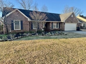 Building Photo - 1612 Clear Brook Dr