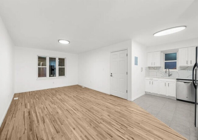 Foto del edificio - 71 Woodlawn Ave