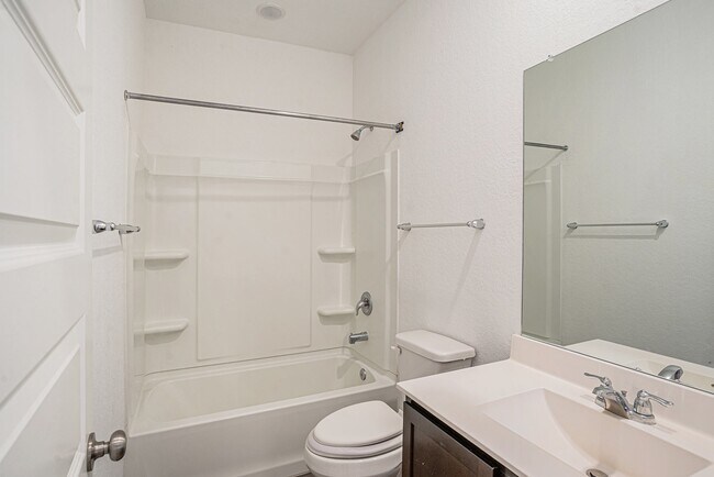 Foto del edificio - 4422 Chandler Rd