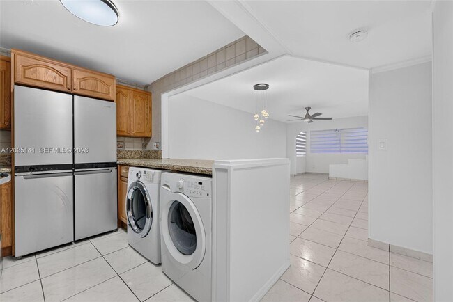 Foto del edificio - 10300 Coral Wy