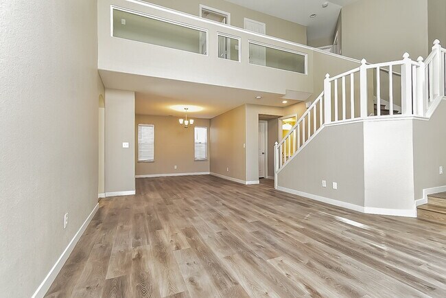 Foto del edificio - 7929 Dover Shores Ave