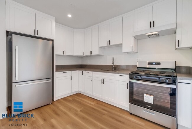 Building Photo - 5415 Corteen Pl