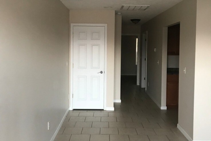 Foto principal - 1009 Briarwood Rd