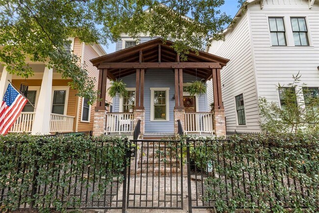 Foto del edificio - 1017 Waverly St