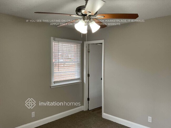 Foto del edificio - 1700 Woodland Rd