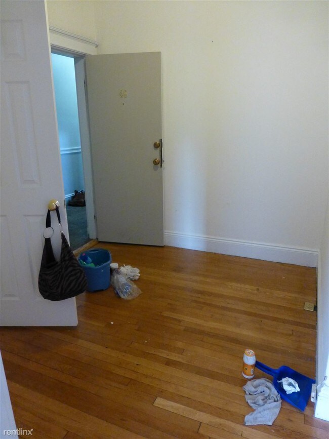 Foto del edificio - 1 br, 1 bath  - 14 Orkney Rd # 26DD