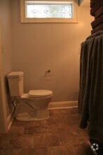 Building Photo - 139 Traver Rd