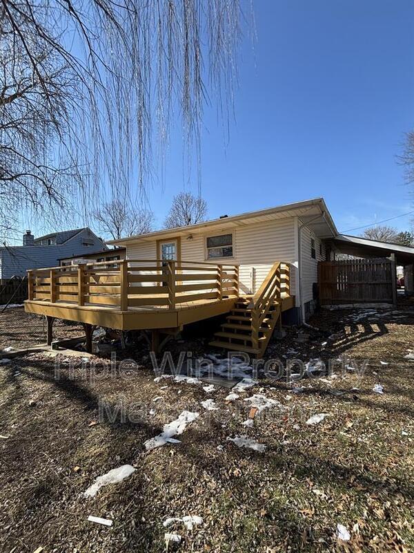 Building Photo - 7932 Labelle St