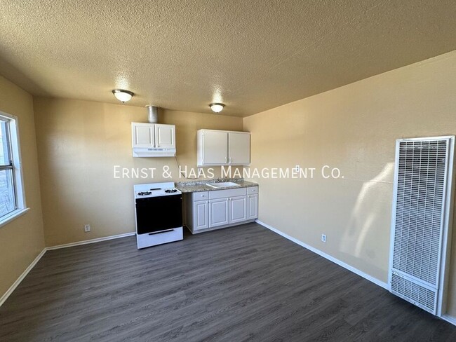 Foto del edificio - 13812 S Avalon Blvd