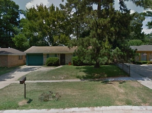 Building Photo - 3106 Mackey Ln