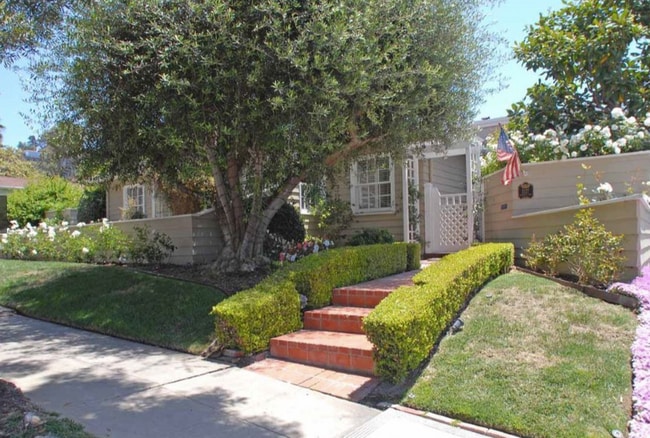 Building Photo - 1127 Virginia Way