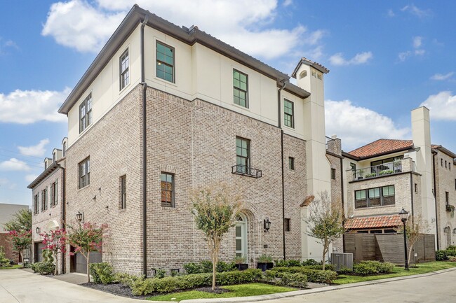 Building Photo - 1147 Castellina Ln