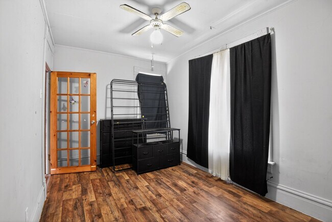 Foto del edificio - 1305 S Easton Ave