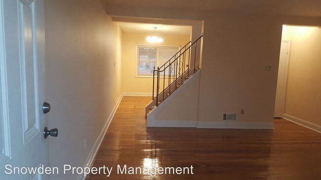 Building Photo - 1236 Pine Heights Ave